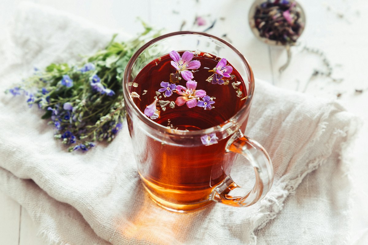 Chamomile flowers for calming respiratory support